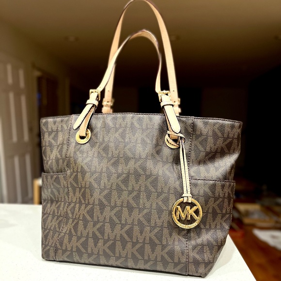 Michael Kors Logo Tote Bag - Picture 1 of 3